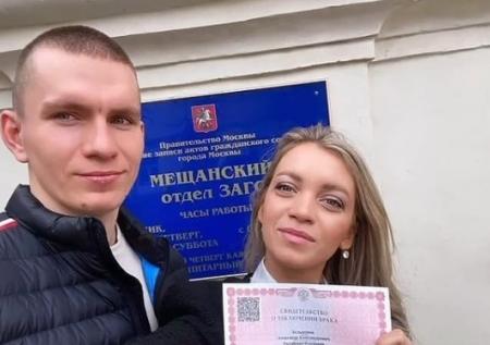 Лучший лыжник мира Большунов сыграл свадьбу