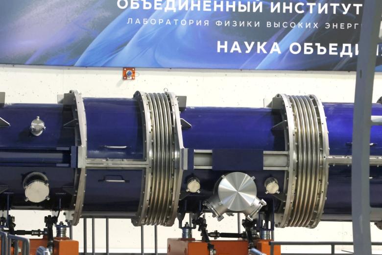 Ускорительный комплекс NICA (Nuclotron based Ion Collider facility)