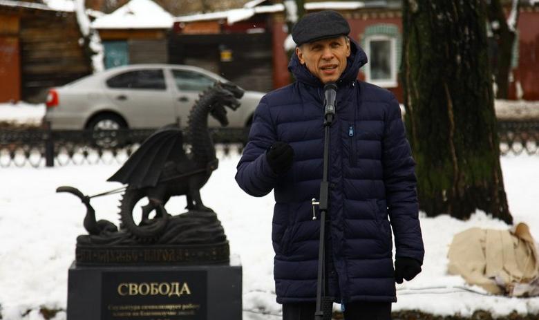 Владимир Михайлов