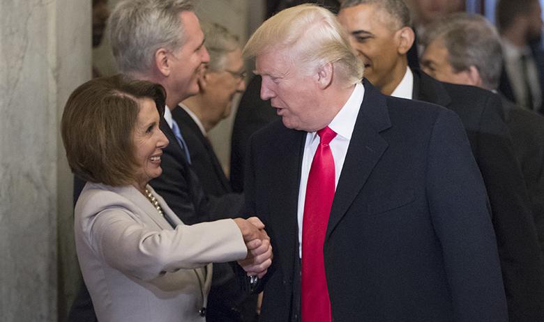 Нэнси Пелоси и президент США Дональд Трамп