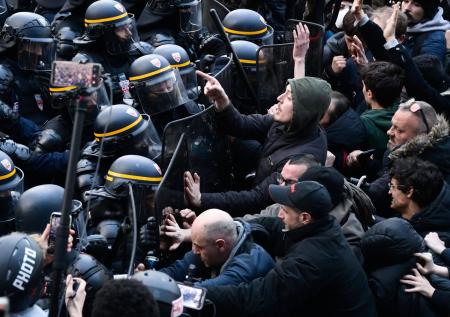 Оценена вероятность волнений во Франции после митинга за выход из НАТО