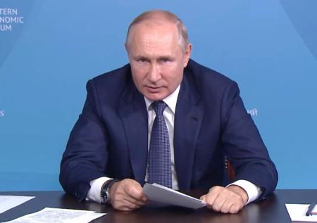 Путин подписал законы о правах участников добровольных пенсионных программ