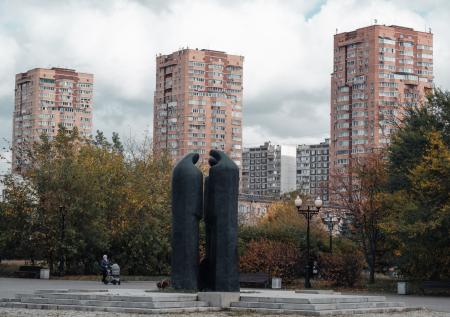 Сквер раздора: почему москвичи не рады стройке «главного храма ветеранов»