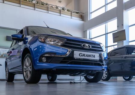 В России отзывают почти 80 тысяч автомобилей Lada