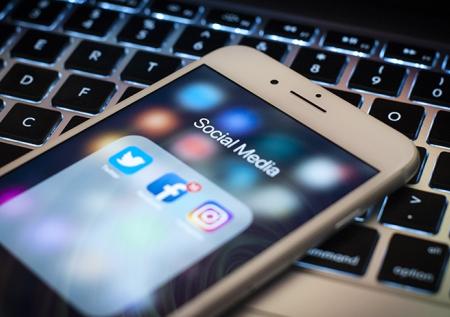 Facebook объединит чаты WhatsApp, Instagram и Messenger