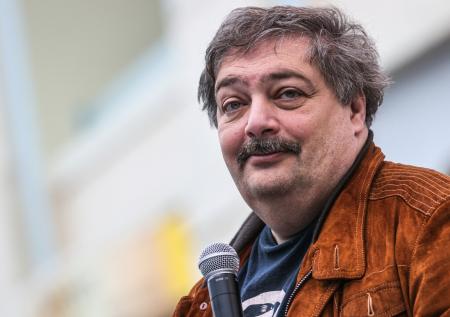 Быков раскрыл отношение к убийству русских: что возмутило Захарову