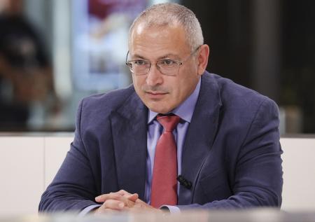 Люди беглого олигарха «пробивали» тему шпионажа против России