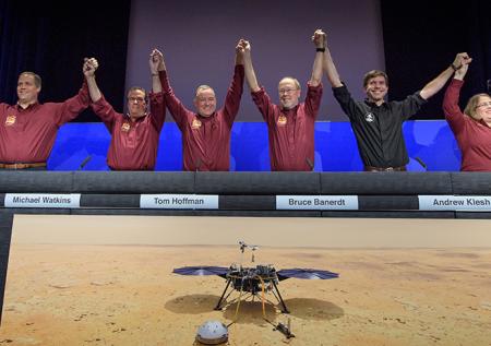 NASA опубликовало новые снимки Марса