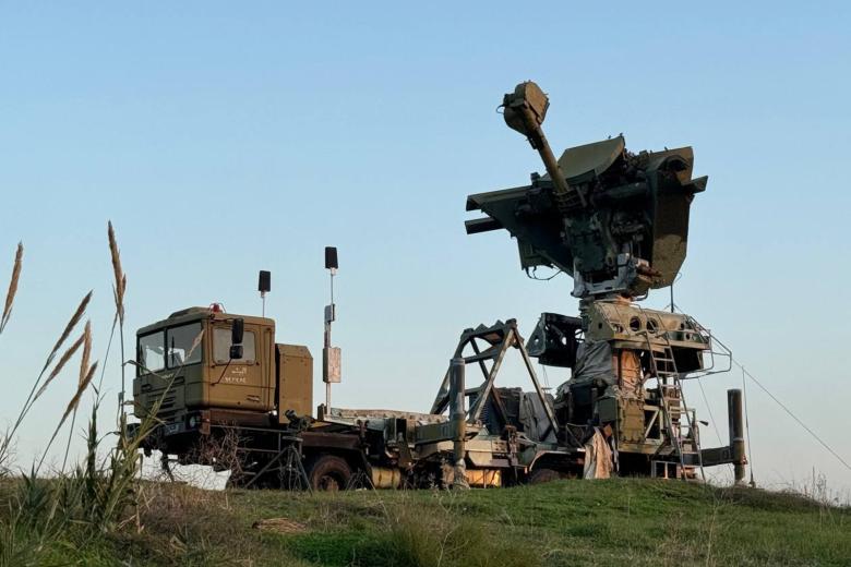 Военная база после вывода сирийских войск из Латакии на юге Сирии