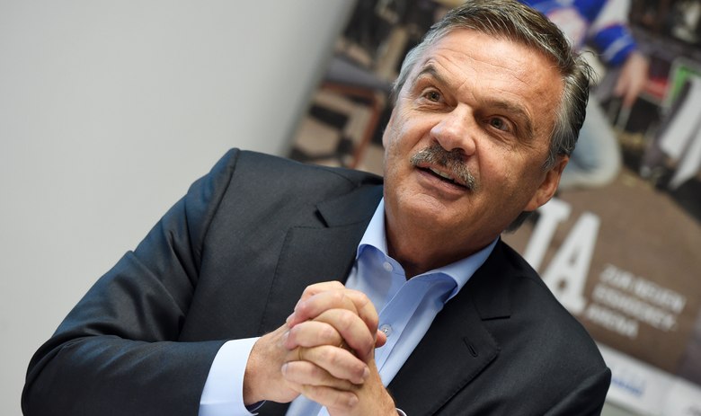 Рене Фазель