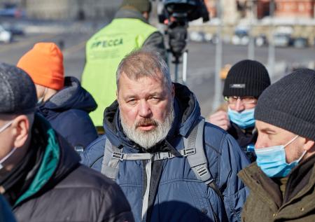 Премиальная разводка: навальнисты получили компенсацию за Нобель Муратова