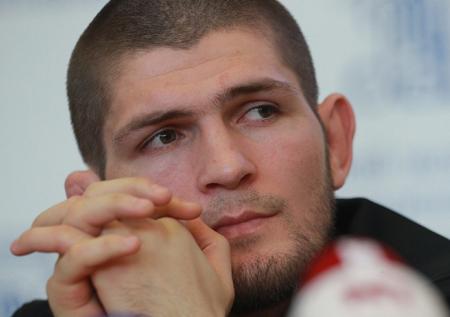 Нурмагомедов сохранит верность UFC и не встретится с Мейвезером