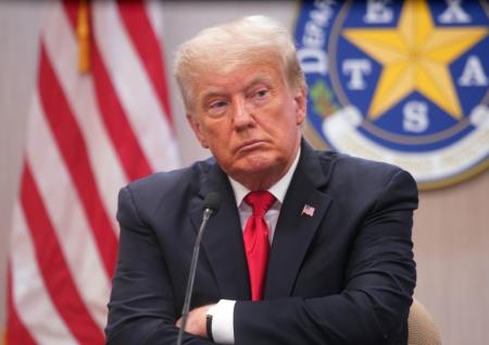 Экс-модель из окружения Эпштейна обвинила Трампа в «извращенных играх»