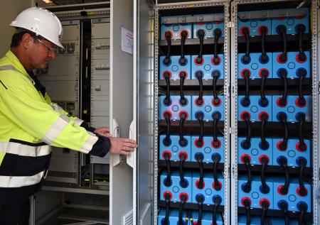 В ФРГ заявили о рекордно низком уровне газа в подземных хранилищах