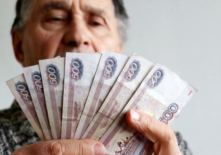 Какой пенсии хватит для нормальной жизни в России: расчеты экспертов