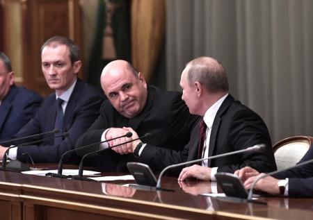 Путин отправил Мишустина, Собянина и Григоренко следить за лесными пожарами