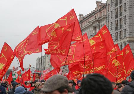 Раскол по линии Навального: что может ждать КПРФ перед выборами в Госдуму