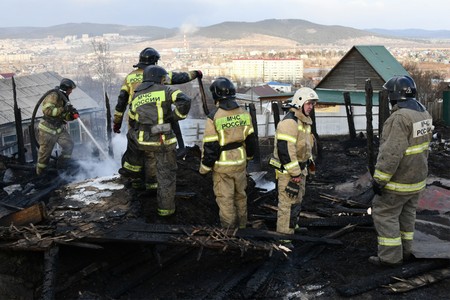 Главы МЧС и Минприроды совершат облет в Забайкалье из-за пожаров