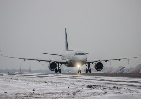 В аэропорту Кирова снова начали принимать самолеты
