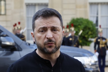 Зеленского обвинили в «коррупционных схемах» на миллиарды долларов