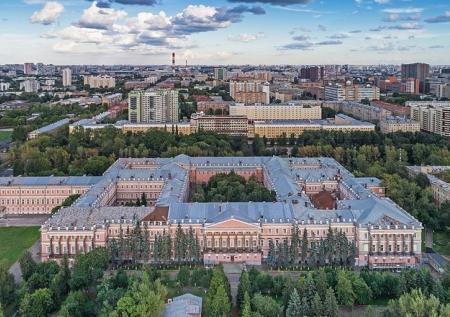 Екатерининский дворец выставят на продажу в Москве