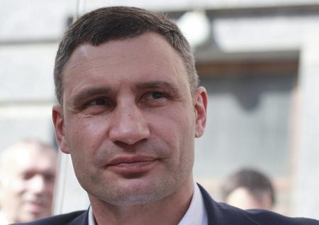 Кличко поехал на инаугурацию президента Украины на велосипеде