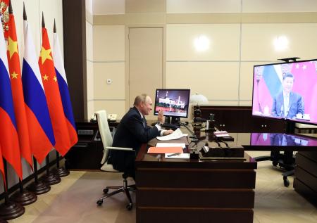 Беседу Путина с Си Цзиньпином назвали пиаром