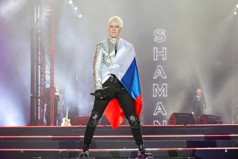 Певец SHAMAN (Ярослав Дронов)