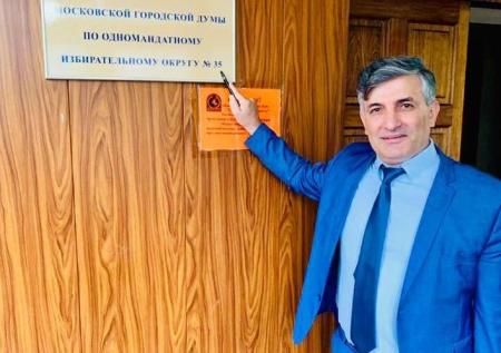 Адвокат Ефремова призвал дочь артиста не лезть в дело о ДТП