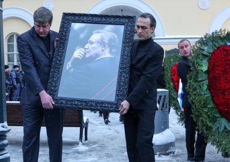 Внучка Соломина раскрыла, что сделал перед смертью дед в Малом театре