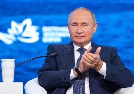 Путин пообещал продлить дальневосточную ипотеку до 2030 года