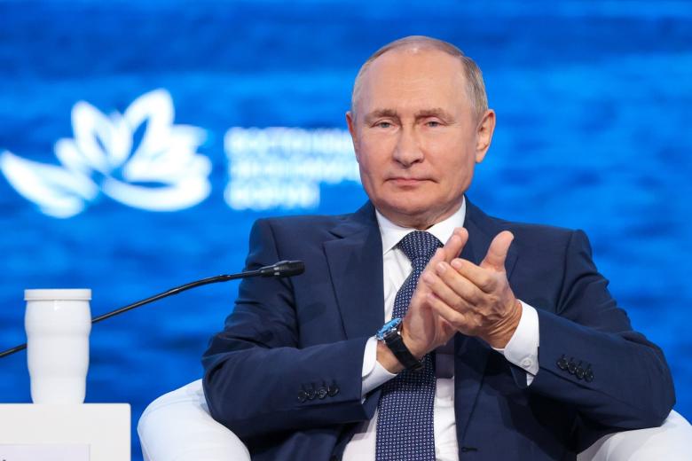 Президент РФ Владимир Путин во время выступления на пленарном заседании Восточного экономического форума — 2022