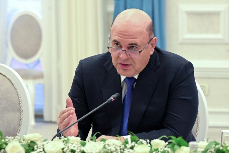 Михаил Мишустин во время российско-азербайджанских переговоров в Баку