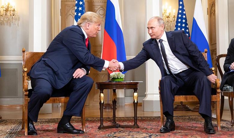 Президент США ДЖональд Трамп и президент РФ Владимир Путин