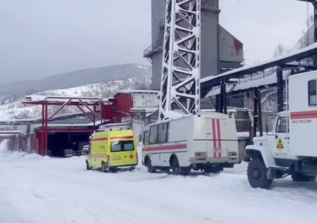 В Кузбассе под завалами в шахте обнаружено тело горняка