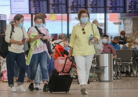 Стало известно, сколько россиян смогут отдохнуть в Турции до конца сезона