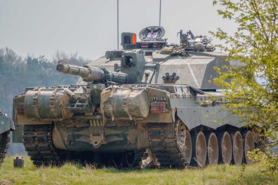 Танк Challenger 2