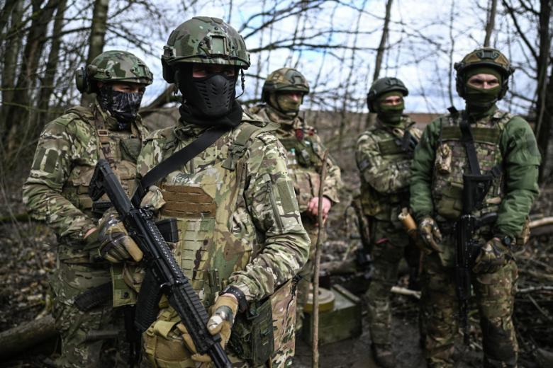 Военнослужащие штурмового подразделения феодосийского полка воздушно-десантных войск (ВДВ)
