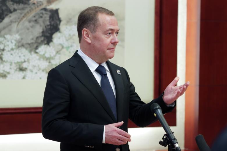 Дмитрий Медведев