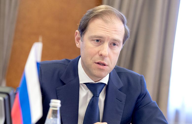 Министр промышленности и торговли Денис Мантуров