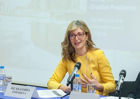 Ситуацию с российскими дипломатами в Болгарии назвали перформансом