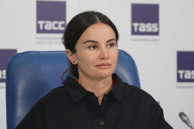 Алина Пекова