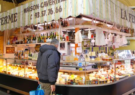 Во Франции введут талоны на продукты