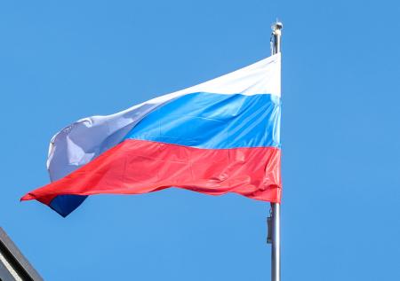Появились первые кадры из Малой Локни с водружением российского флага