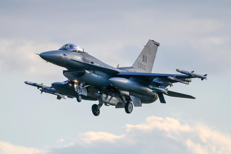 F-16