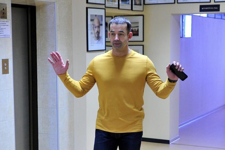 Дмитрий Певцов
