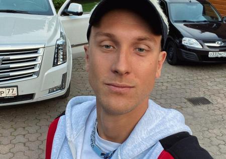 «Перестал чувствовать ноги»: рэпер T-Killah рассказал о лечении COVID-19
