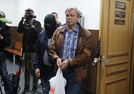 Суд арестовал счета экс-замглавы ПФР Алексея Иванова