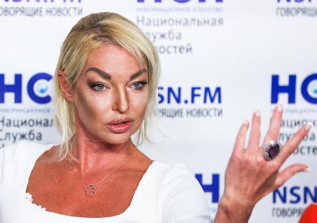 Волочкова нарекла себя примой всея Руси и подала в суд на Пенсионный фонд
