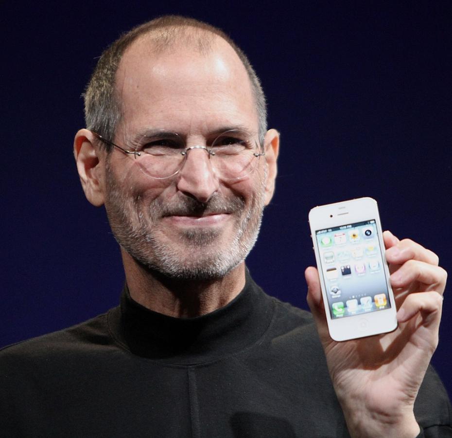 Смартфон iPhone 4